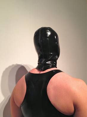 latexmaske-modell-sechs