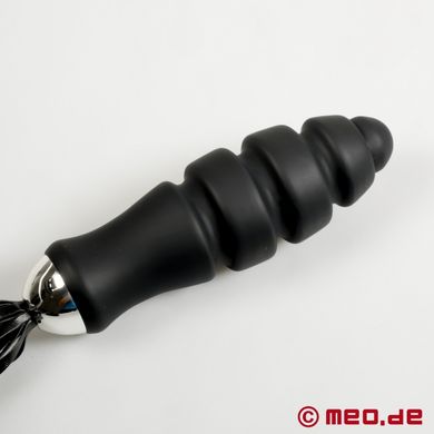 luca-peitsche-mit-dildogriff