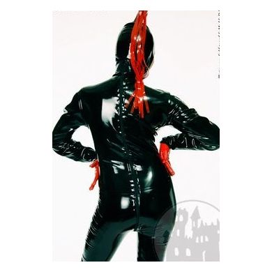 Latex Ponymaske mit Kontrastfarbe, getaucht