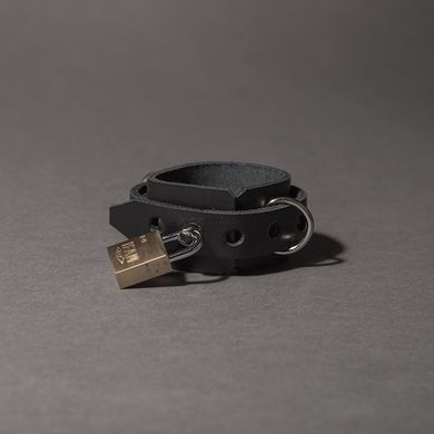 leather-scrotum-strap