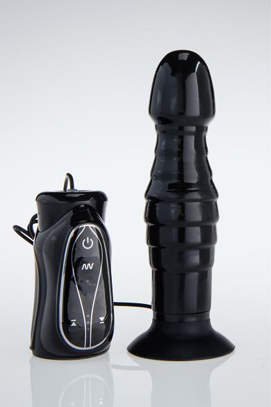 Seven Creations Vibrierender und penetrierender Buttplug