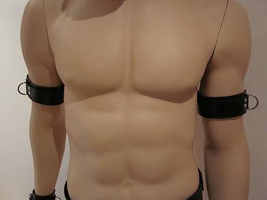 BlackRuBB Latex Oberarm Fesseln Gr. L-XL Rubber Gummi Bondage Leder *NEU*