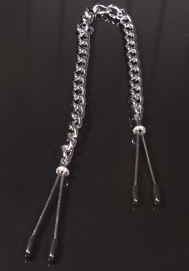 Sextreme Busenkette mit Klemmen