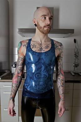 Tank Top: Sechszehn