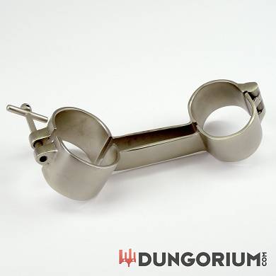 dungorium-angled-handcuff