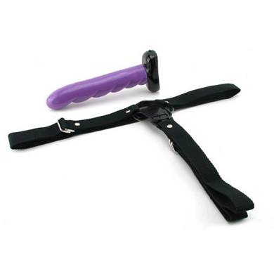 Rotierender Strap-on Vibrator mit Harness in Violett