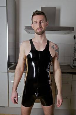 Wrestlerbody: Vierzehn