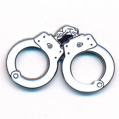 Handcuffs Handfesseln Acht Handschellen Metall Button Pin Anstecker 0331
