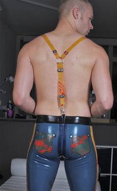 fashion-footballhose-mit-reiverschlu-und-hosentrgern