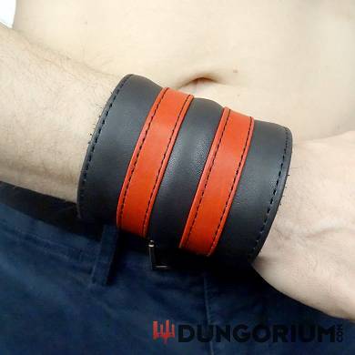 lederarmband-mit-geldfach