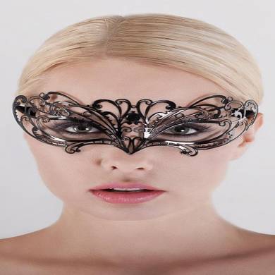 Elegante Maske aus Metall