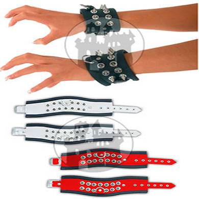 Leder Handfesseln mit Spikes