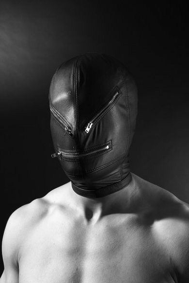 Leder Maske mit Reiverschlu