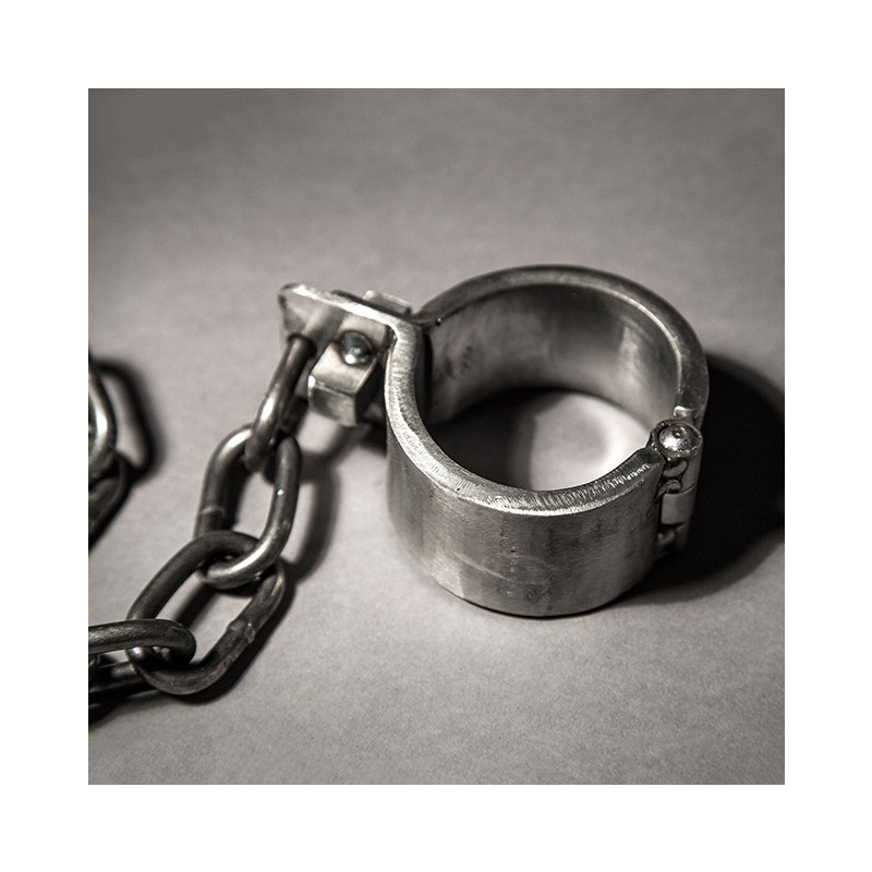 Tripleweight Wrist Manacles kaufen und vergleichen | boundstyle.de ...