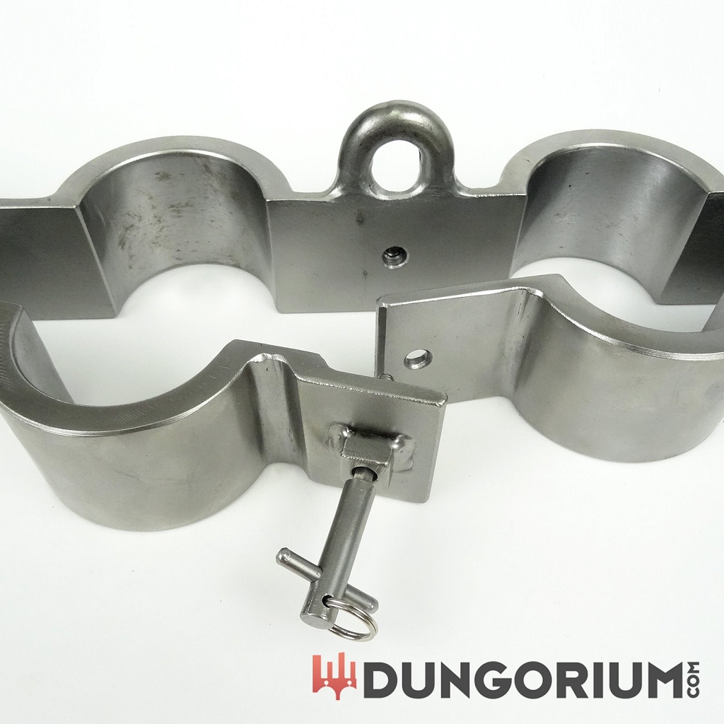 schwerer-hand-fu-pranger