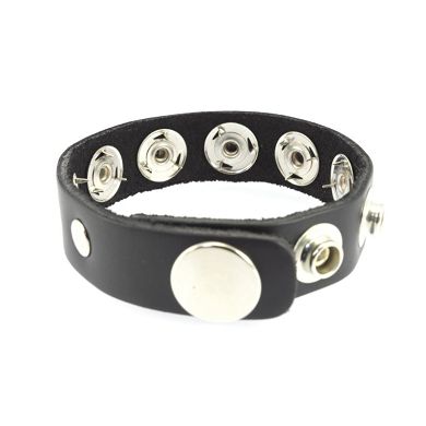 Penisband mit Spikes