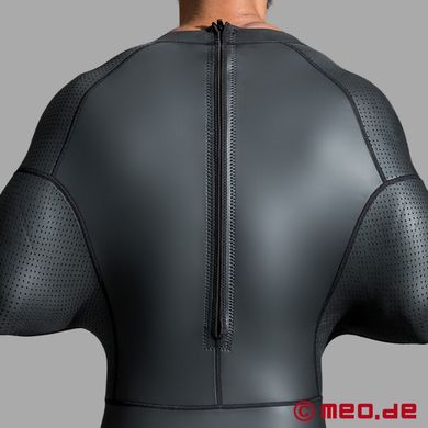 bondage-anzug-aus-neopren-pod-suit