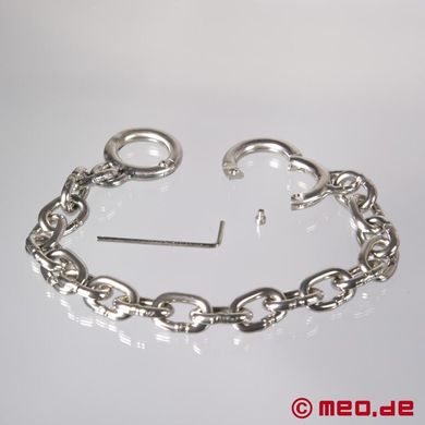 massive-bdsm-zehenfessel-aus-stahl
