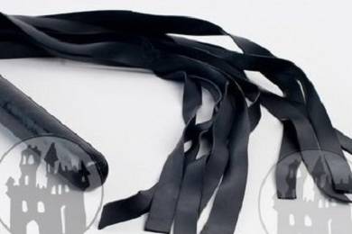 latex-saunapeitsche-9-riemen-60-cm-getaucht