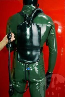 latex-urin-rucksack