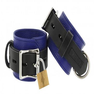 exklusive-lederhandfesseln-black-n-blue
