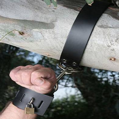 extra-breite-leder-handgelenkfesseln