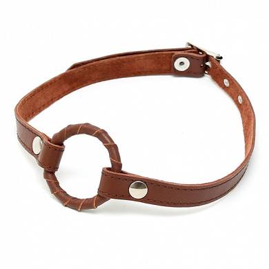 brauner-mundknebel-mit-o-ring