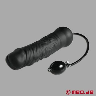aufpumpbarer-xxl-dildo-mit-stabilem-kern