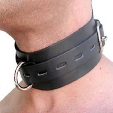 schwarzes-leder-halsband-mit-schnalle