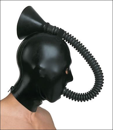 latex-maske-mit-trichter_2