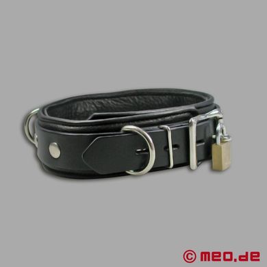 abschliebares-bdsm-lederhalsband-mit-zeitschloss