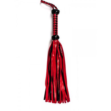 moi-submission-tail-whip-kunstlederpeitsche-schwarzrot