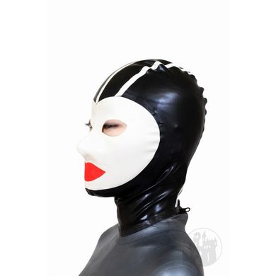 Latex Maske mit Gesicht